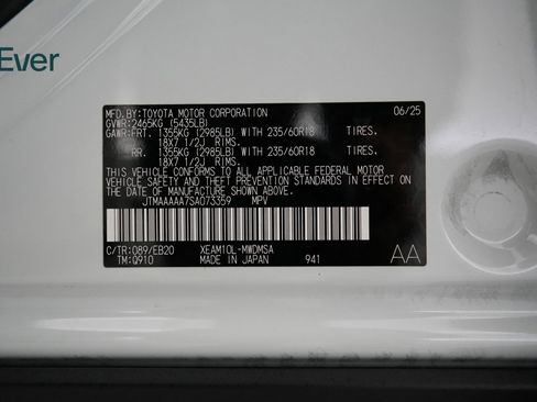 Used 2025 Toyota bZ4X FWD image 25