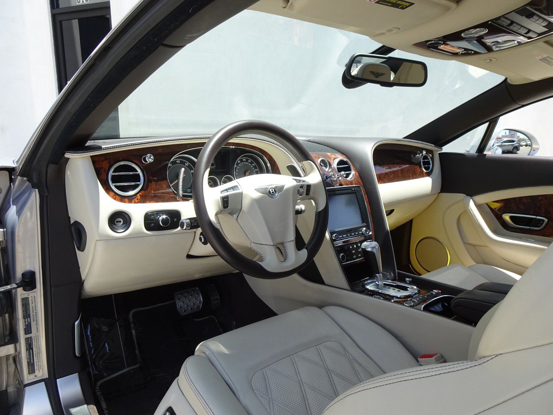 Used 2012 Bentley Continental GT AWD/4WD image 10