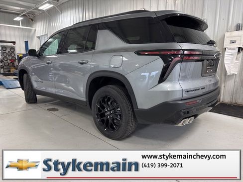 New 2026 Chevrolet Traverse LT image 8