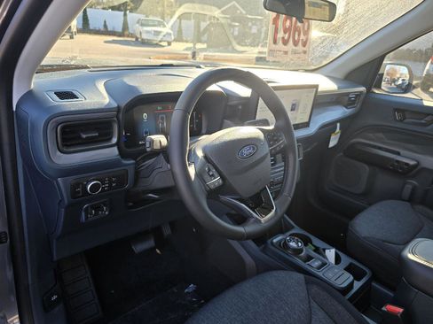 New 2025 Ford Maverick XLT w/ XLT Luxury Package AWD/4WD image 11