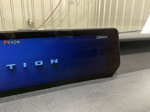 Used 2025 Ford Expedition Max Active image 17