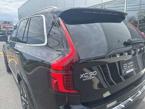 Certified 2025 Volvo XC90 B5 Plus AWD/4WD image 10
