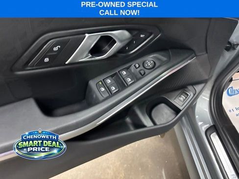 Used 2024 BMW 330i xDrive Sedan AWD/4WD image 7