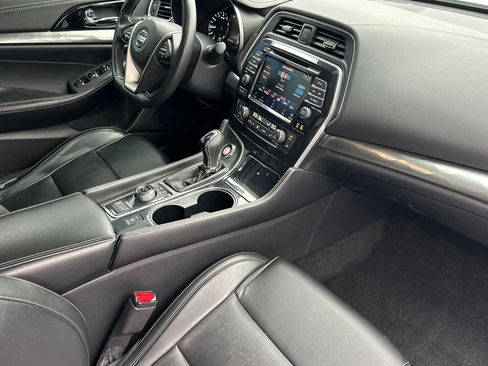 Used 2020 Nissan Maxima 3.5 SL w/ Floor Mat Group image 15