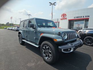 Used 2026 Jeep Wrangler Unlimited Sahara w/ Safety Group AWD/4WD video 1