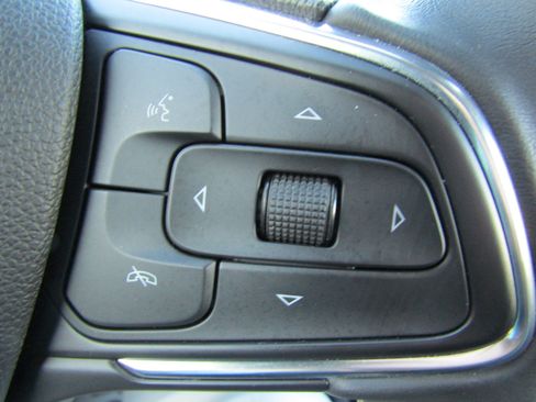 Used 2022 Buick Encore GX Preferred w/ Sport Touring Package FWD image 27