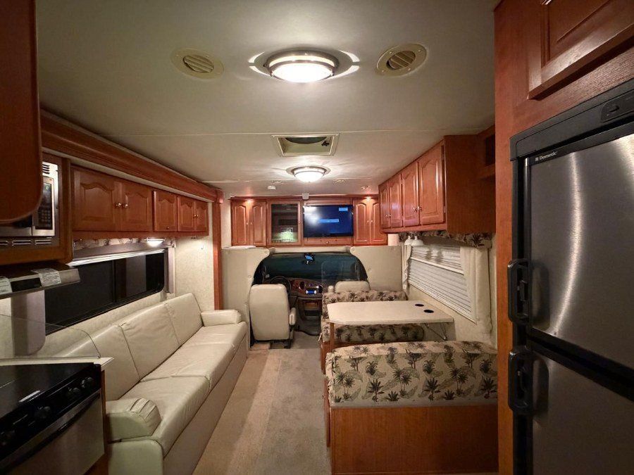Used 2006 Ford E-450 and Econoline 450 RWD image 12