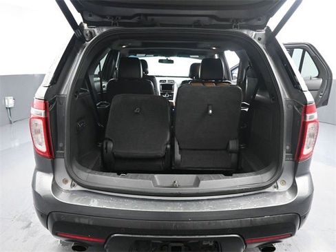 Used 2013 Ford Explorer Limited image 18