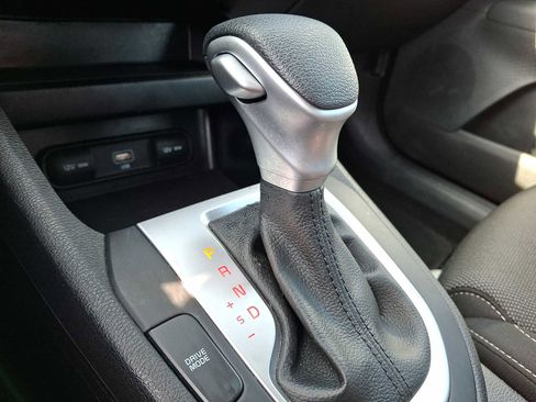 Used 2023 Kia Forte LXS w/ LXS Technology Package image 14