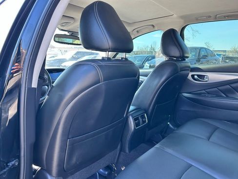 Used 2021 INFINITI Q50 Luxe w/ Seat & Sound Package image 18