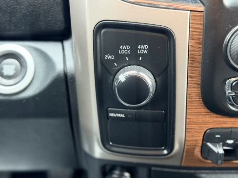Used 2017 RAM 2500 Laramie w/ Sport Appearance Group AWD/4WD image 27