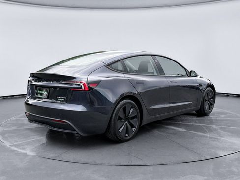 Used 2025 Tesla Model 3 Long Range AWD/4WD image 3