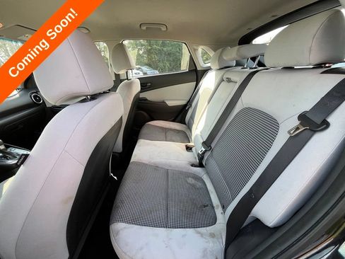 Used 2023 Hyundai Kona SE w/ Cargo Package FWD image 28