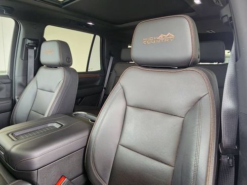 Used 2023 Chevrolet Tahoe High Country RWD image 13