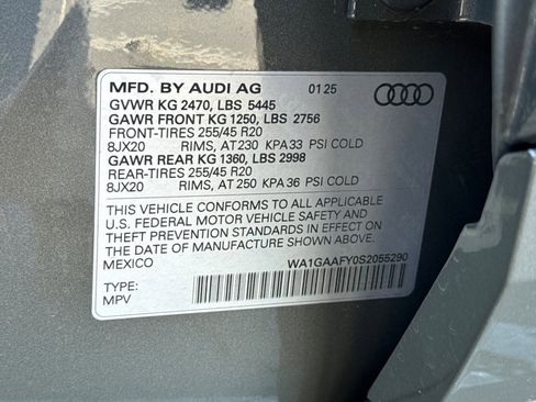 Certified 2025 Audi Q5 2.0T Premium w/ Convenience Plus Package image 24