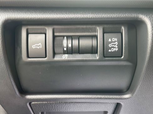 Used 2025 Subaru Forester Sport AWD/4WD image 13