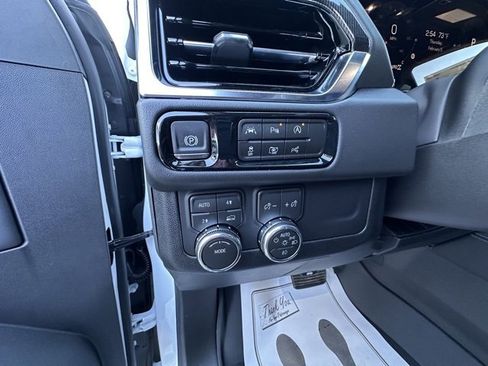 New 2026 GMC Yukon Elevation w/ LPO, Floor Liner Package image 17