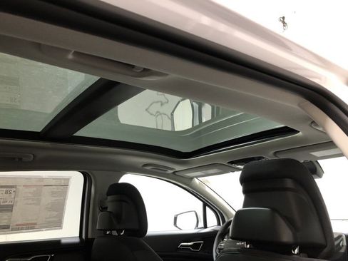 New 2026 Kia Sportage SX image 13