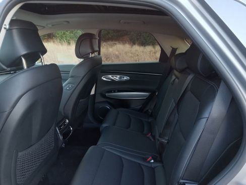 Used 2024 Genesis GV70 2.5T w/ Select Package image 25