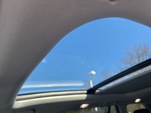 Used 2024 Toyota Grand Highlander Platinum image 32