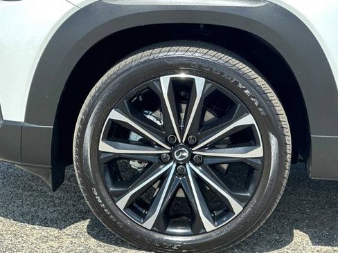 Certified 2025 MAZDA CX-50 AWD 2.5 Turbo w/ Premium Pkg image 32