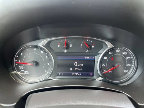 Used 2023 GMC Terrain SLT AWD/4WD image 13