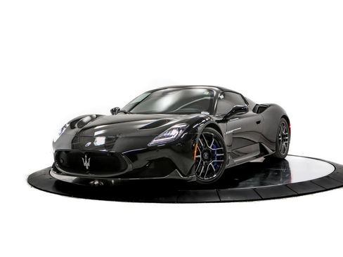 Used 2023 Maserati MC20 Coupe RWD image 1