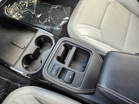 Certified 2025 Ford Mustang Mach-E Premium AWD/4WD image 26