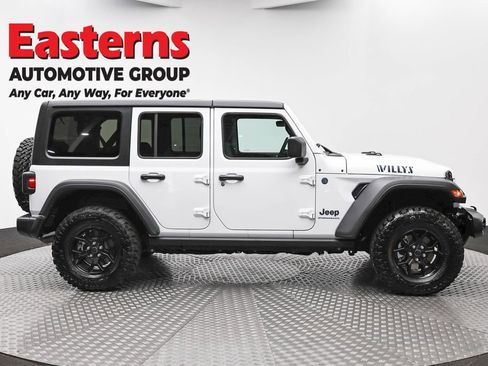 Used 2025 Jeep Wrangler Unlimited Sport S 4xe AWD/4WD image 4