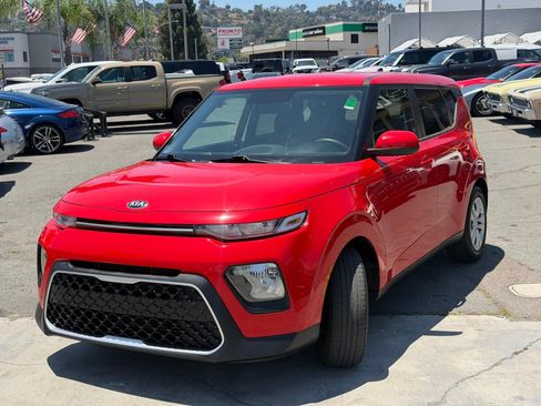 Used 2021 Kia Soul LX FWD image 5