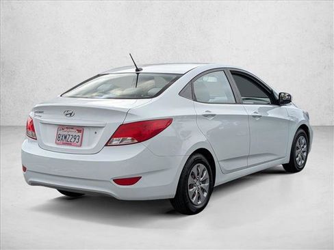 Used 2016 Hyundai Accent SE FWD image 6