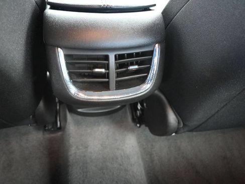 Used 2025 Chevrolet Malibu LT FWD image 18
