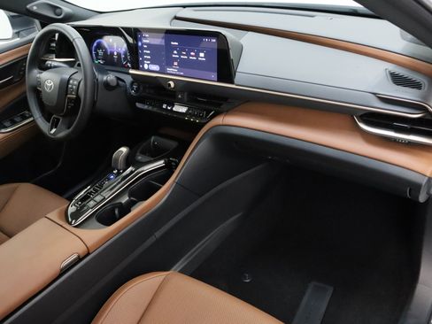 Certified 2025 Toyota Crown Signia w/ Advanced Technology Package AWD/4WD image 40