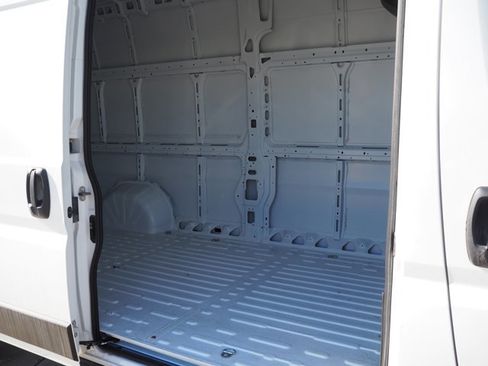 New 2025 RAM ProMaster 3500 w/ Roll-Up Rear Door Package image 6