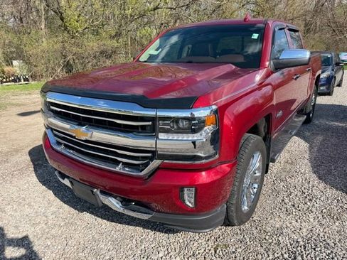 Used 2018 Chevrolet Silverado 1500 High Country image 3
