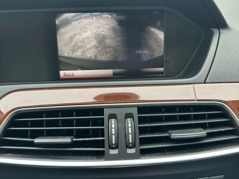 Used 2014 Mercedes-Benz C 300 4MATIC Sedan image 12