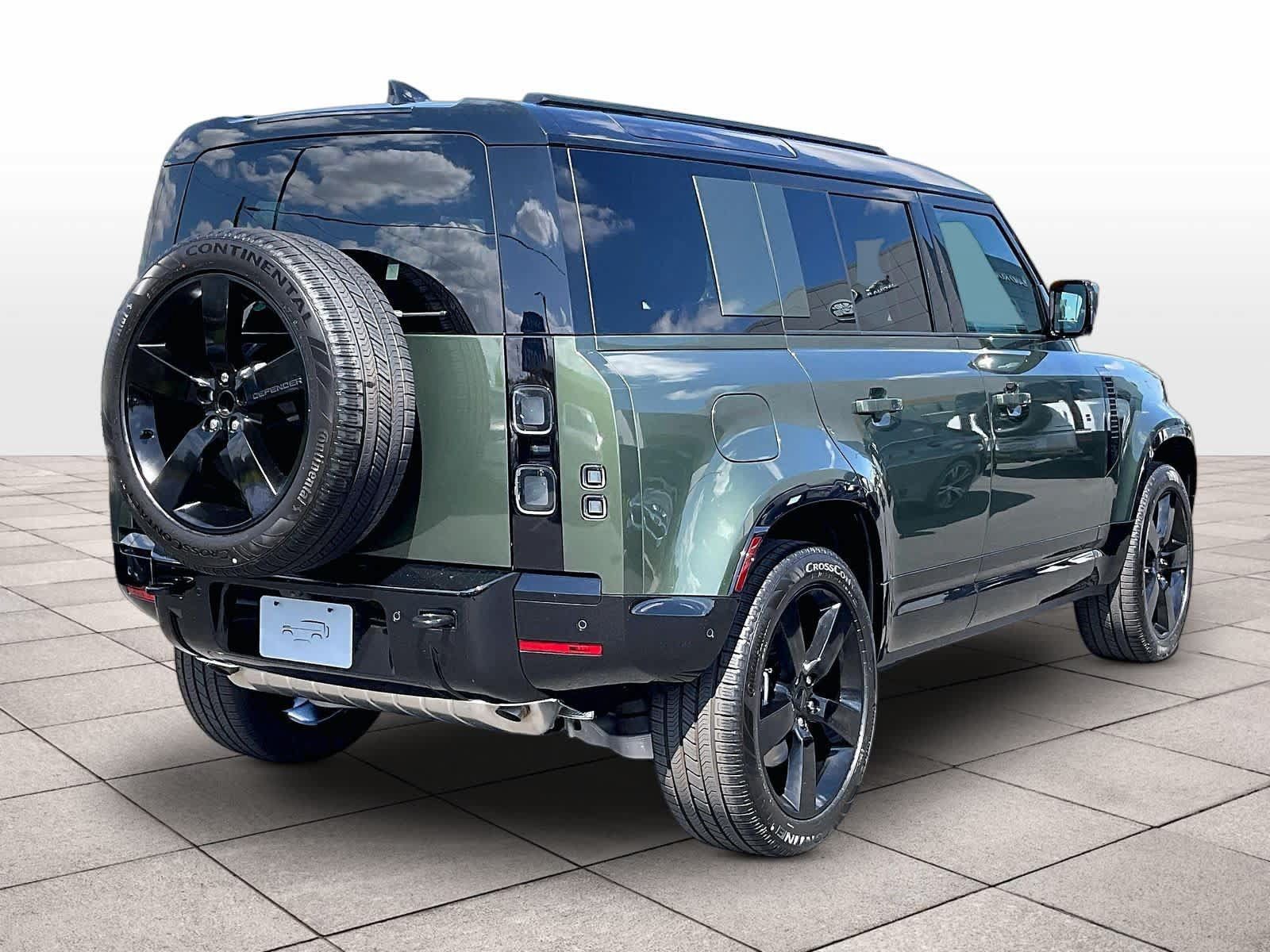 New 2026 Land Rover Defender 110 X-Dynamic SE AWD/4WD image 4
