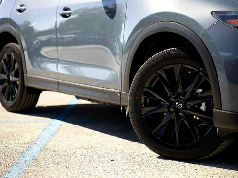 New 2025 MAZDA CX-5 Carbon Edition image 2