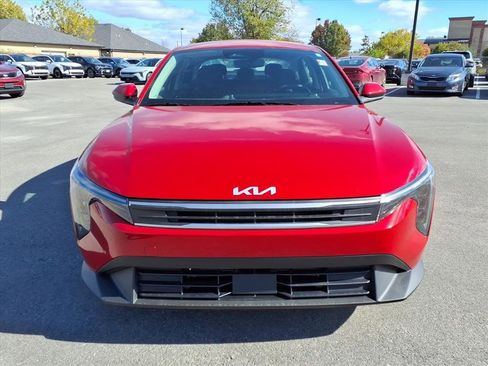 Used 2025 Kia K4 LXS image 9