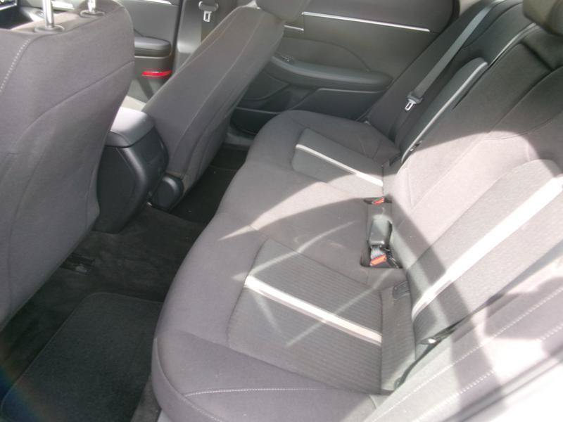 Used 2025 Hyundai Sonata SEL FWD image 9