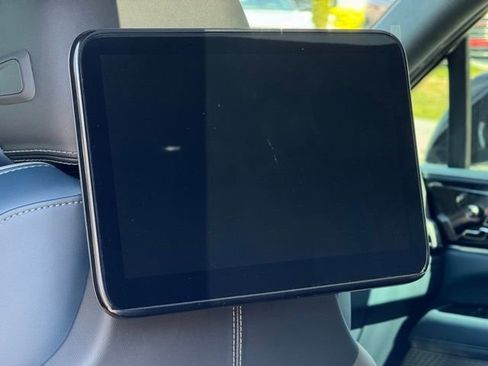 New 2025 Cadillac Escalade IQ Luxury 2 image 32