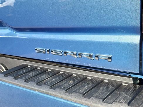 New 2026 GMC Sierra 2500 Denali Ultimate image 5