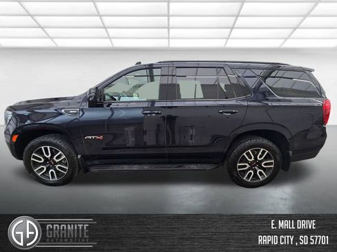 Used 2024 GMC Yukon AT4 w/ Technology Package image 2