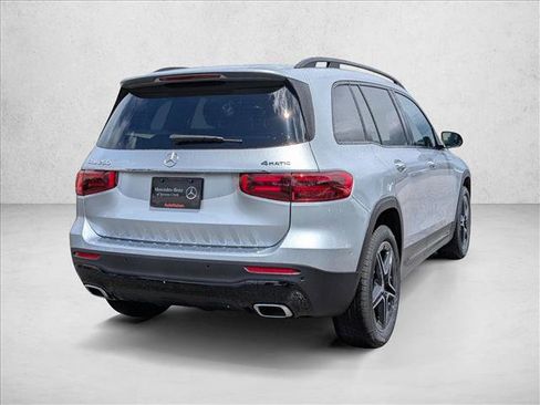 New 2026 Mercedes-Benz GLB 250 4MATIC image 2