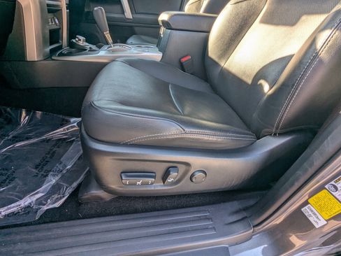 Used 2021 Toyota 4Runner Limited image 17