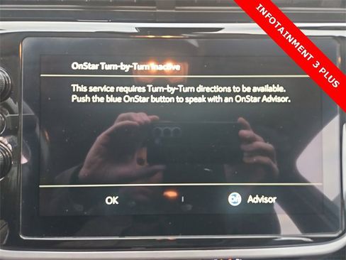 Used 2023 Chevrolet Bolt EUV LT w/ Convenience Package image 14