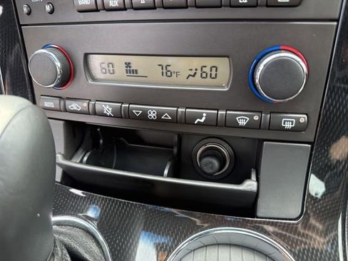 Used 2009 Chevrolet Corvette Coupe w/ Roof Package RWD image 26