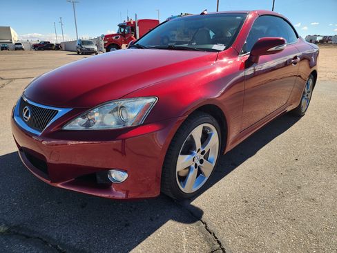 Used 2010 Lexus IS 350C image 3