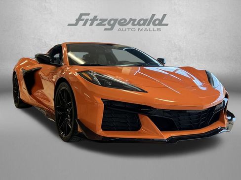 Used 2023 Chevrolet Corvette Z06 image 1