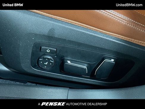 Used 2025 BMW M3 Competition w/ Executive Package image 4